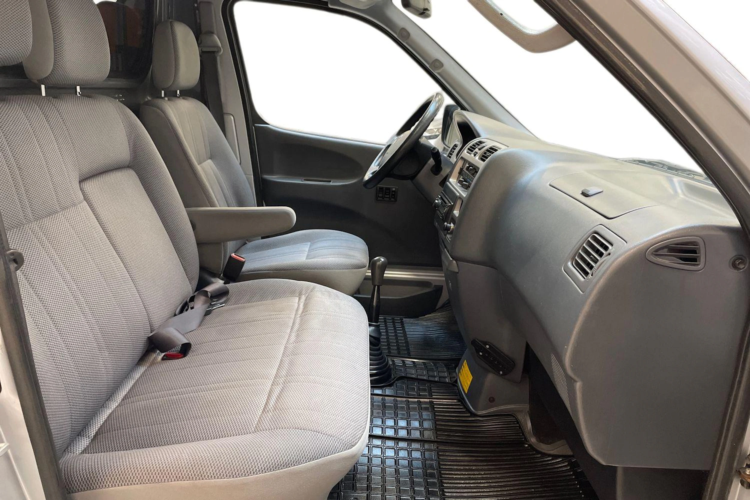 hopea Toyota Hiace 2008 kuva 11.