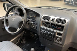hopea Toyota Hiace 2008 kuva 13.