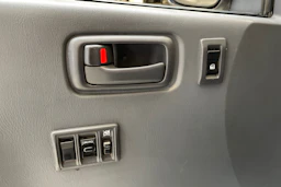 hopea Toyota Hiace 2008 kuva 22.