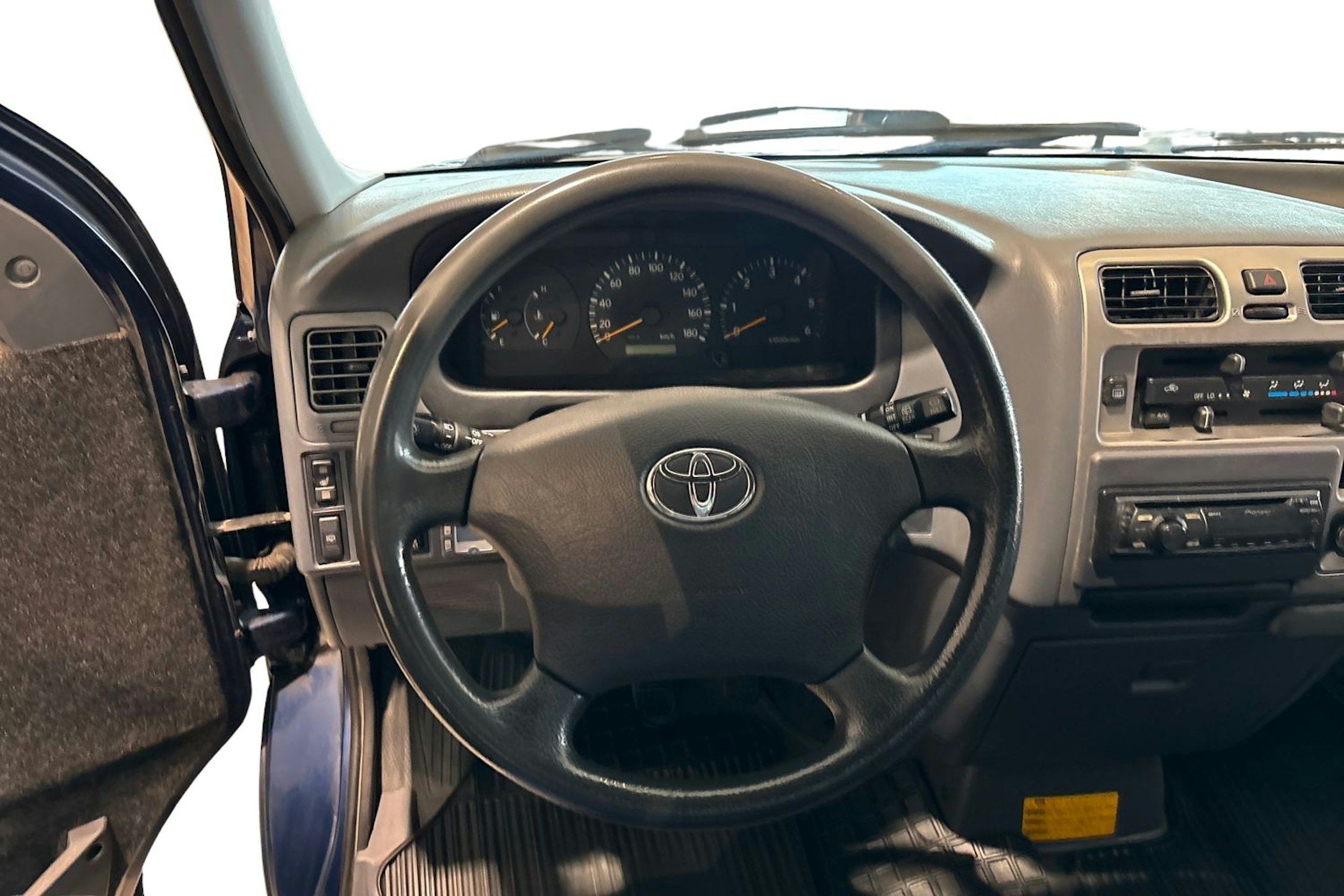 Sininen Toyota HIACE 2008 kuva 9.