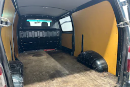 vihreä Toyota Hiace 2009 kuva 17.