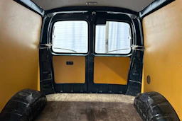 vihreä Toyota Hiace 2009 kuva 19.