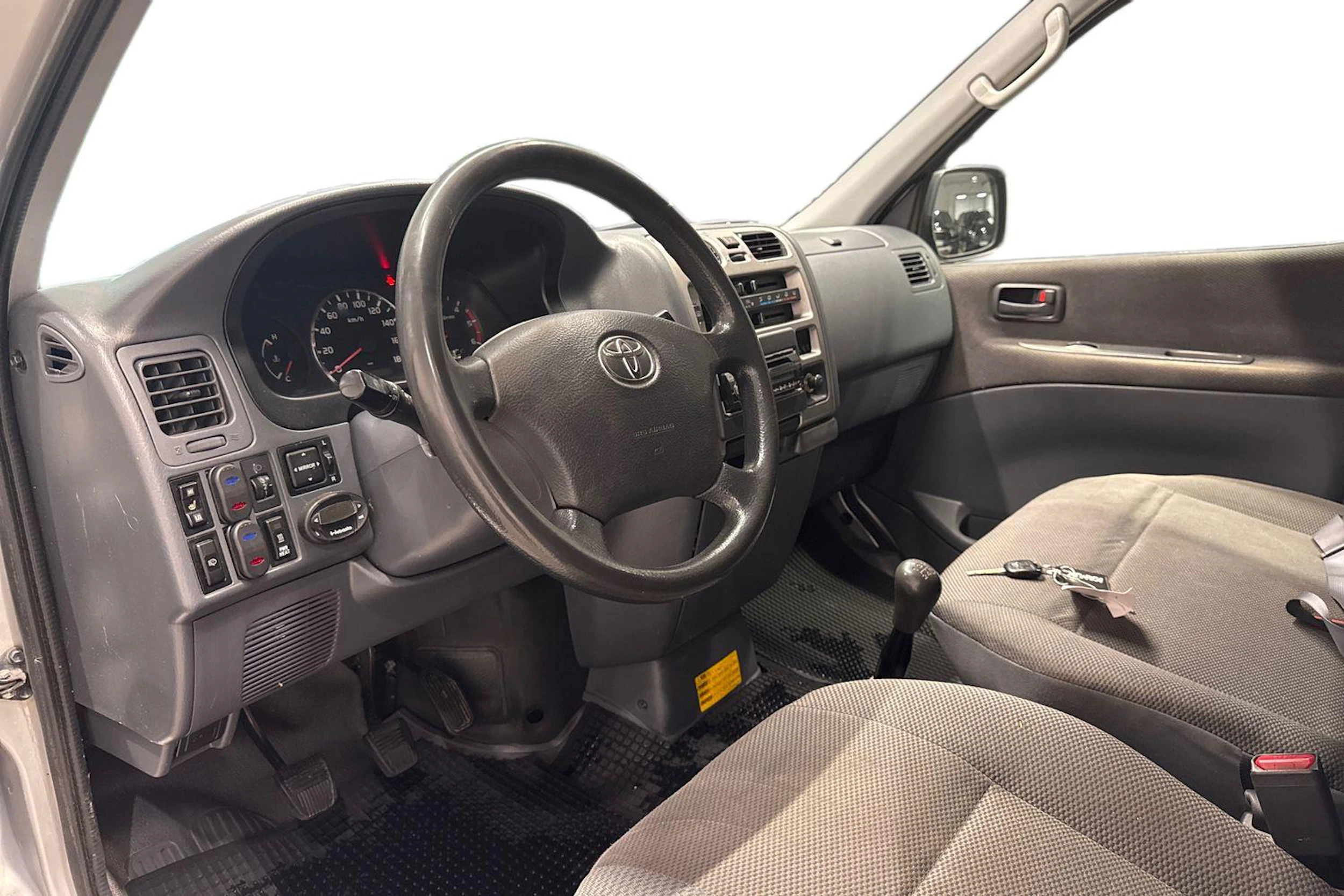 met. hopea Toyota Hiace 2009 kuva 8.