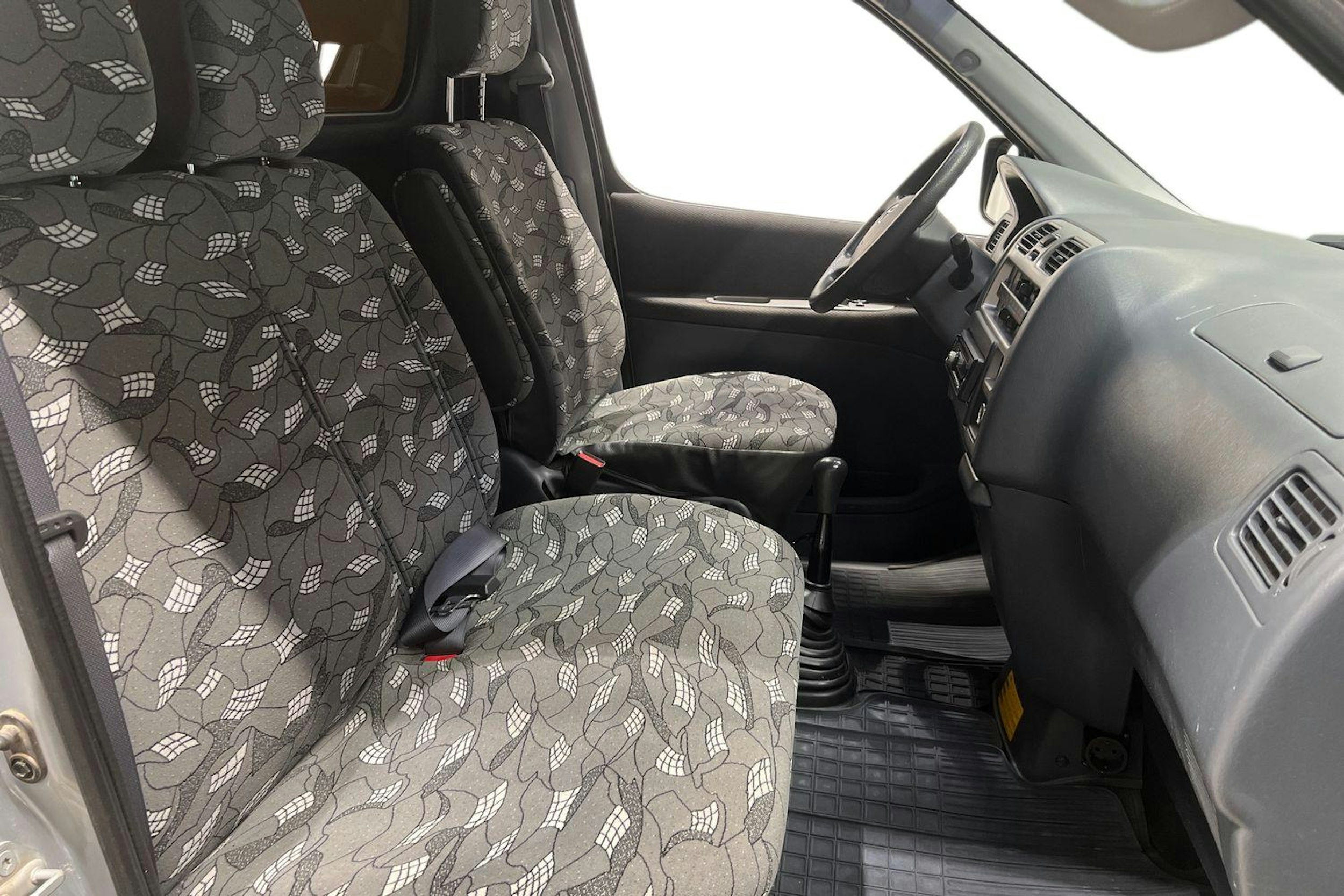 Hopea Toyota HIACE 2009 kuva 10.