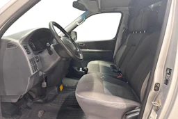 hopea Toyota Hiace 2009 kuva 9.