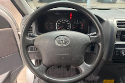 hopea Toyota Hiace 2009 kuva 18.