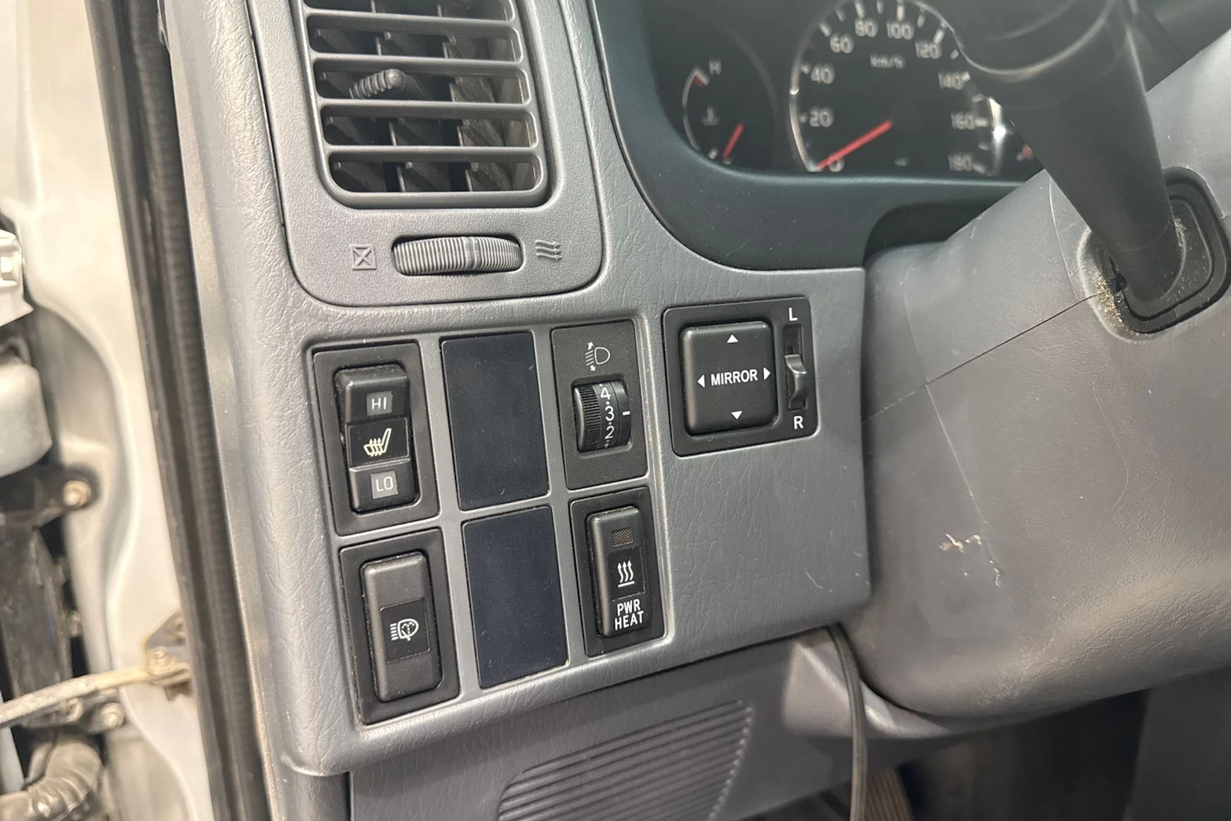 hopea Toyota Hiace 2009 kuva 20.