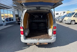 hopea Toyota Hiace 2010 kuva 13.