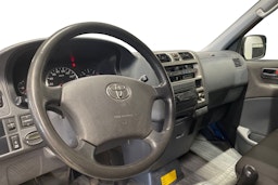 sininen Toyota Hiace 2010 kuva 9.