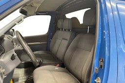sininen Toyota Hiace 2010 kuva 10.