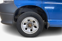 sininen Toyota Hiace 2010 kuva 11.