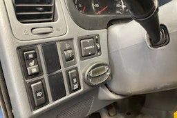 sininen Toyota Hiace 2010 kuva 22.