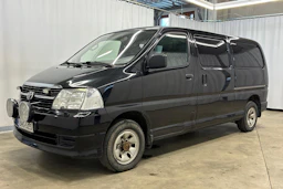 valkoinen Toyota Hiace 2010 kuva 3.