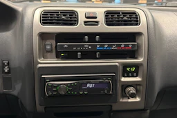 sininen Toyota HIACE 2011 kuva 20.
