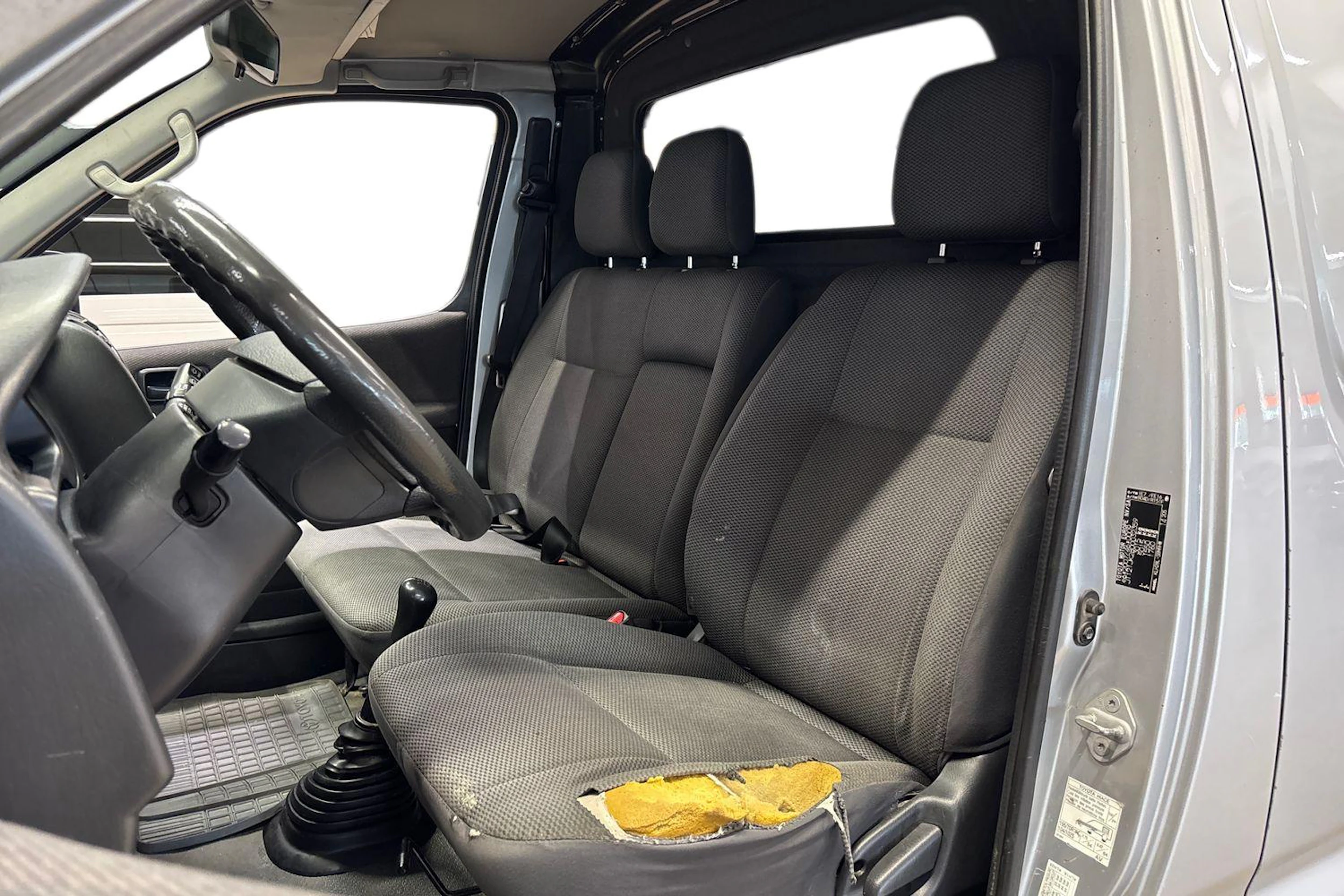 hopea Toyota Hiace 2011 kuva 8.