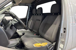 hopea Toyota Hiace 2011 kuva 8.