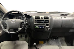 hopea Toyota Hiace 2011 kuva 9.