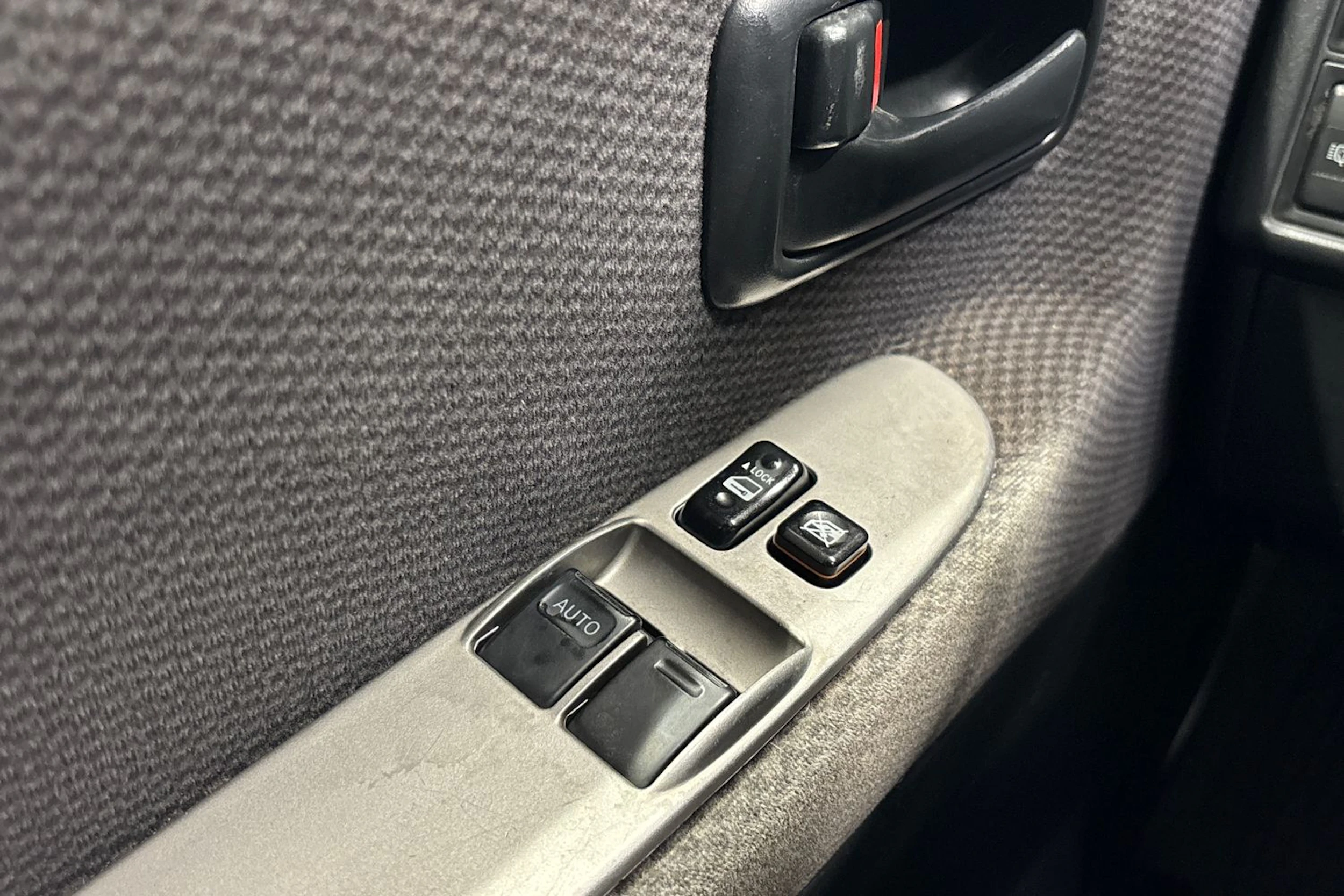 hopea Toyota Hiace 2011 kuva 15.