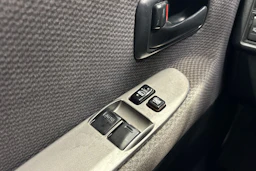 hopea Toyota Hiace 2011 kuva 15.