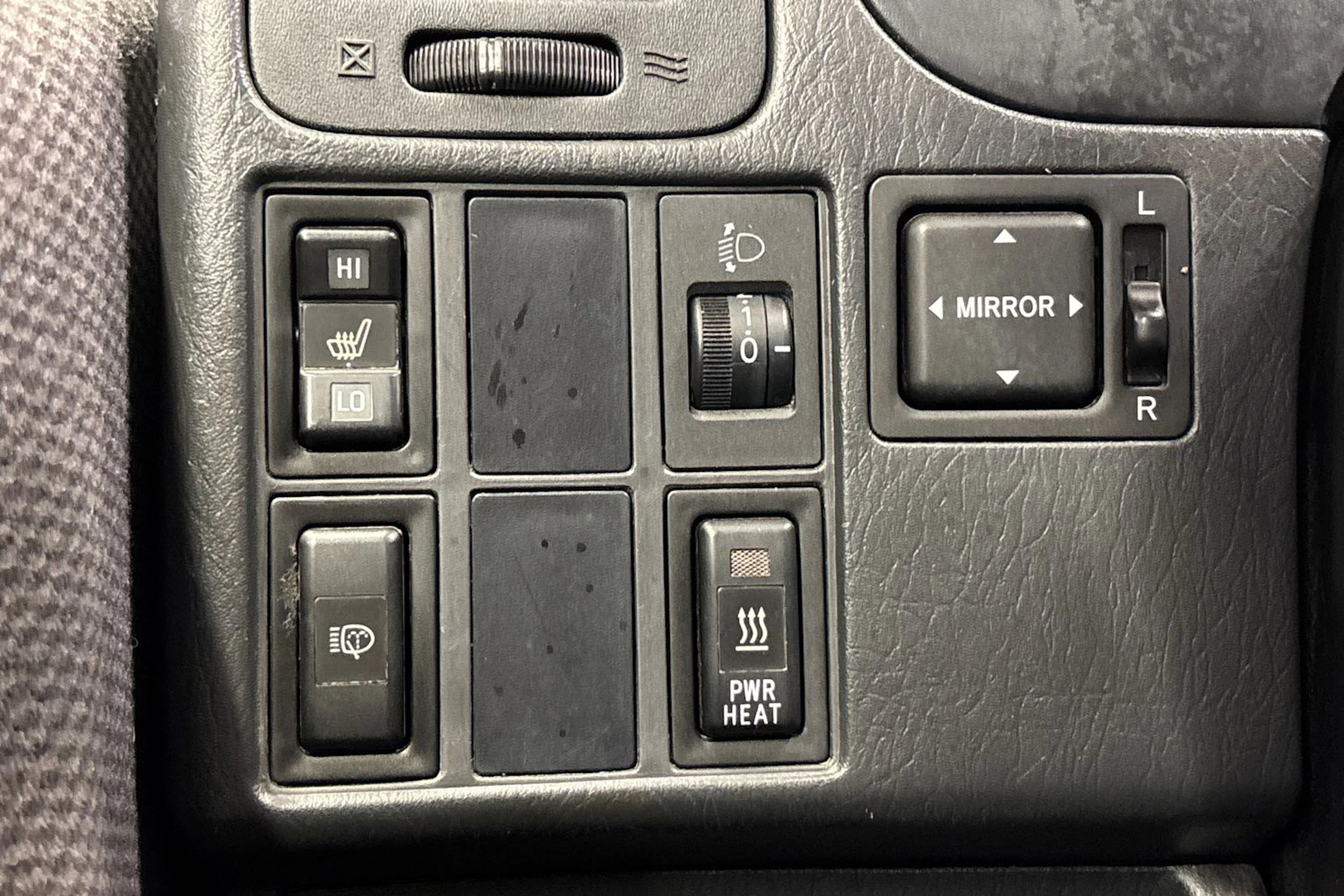 hopea Toyota Hiace 2011 kuva 16.
