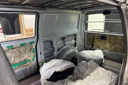 hopea Toyota Hiace 2011 kuva 26.