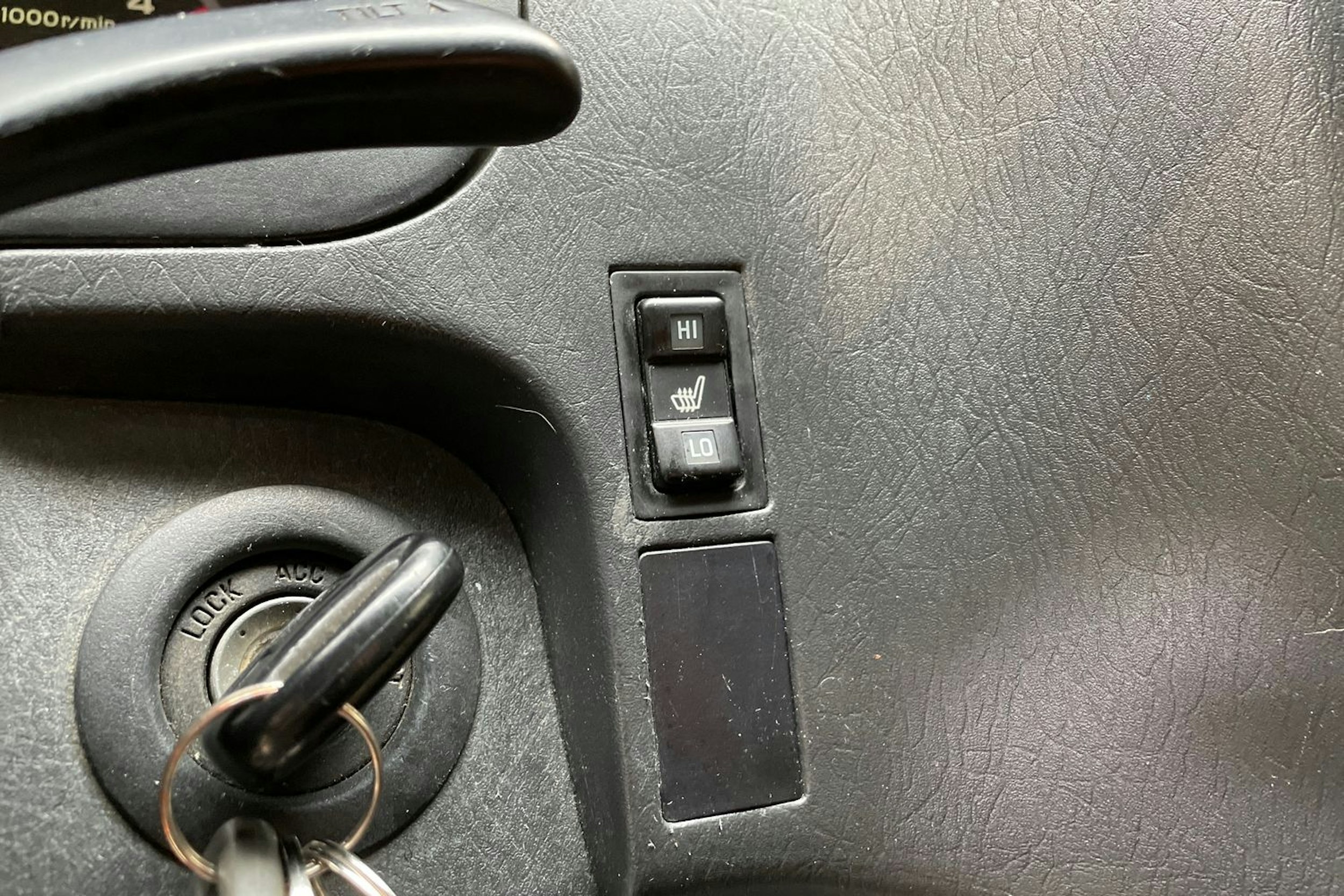 valkoinen Toyota Hiace 2011 kuva 25.