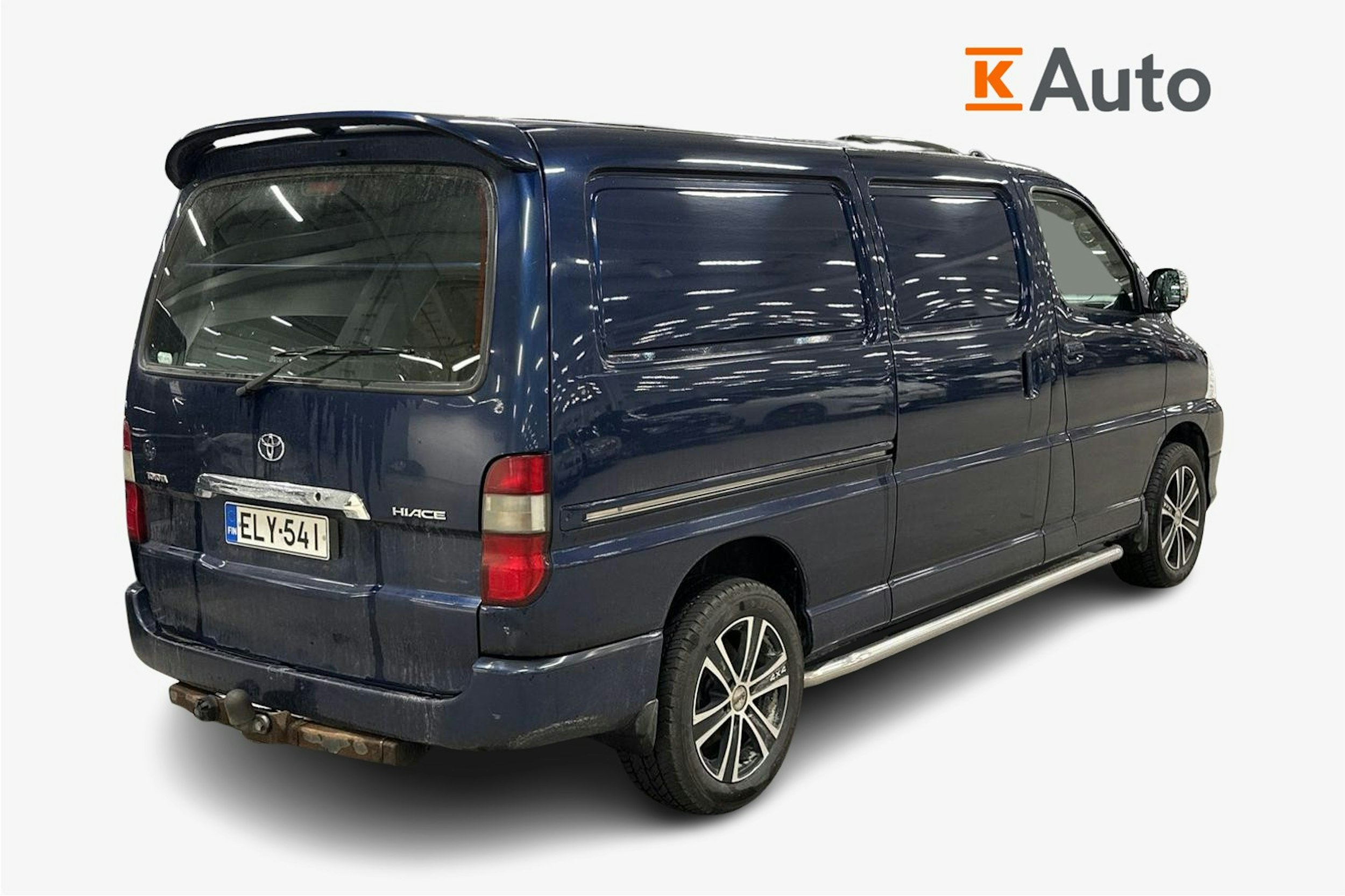 sininen Toyota Hiace 2011 kuva 2.