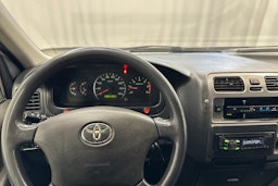 valkoinen Toyota Hiace 2011 kuva 13.