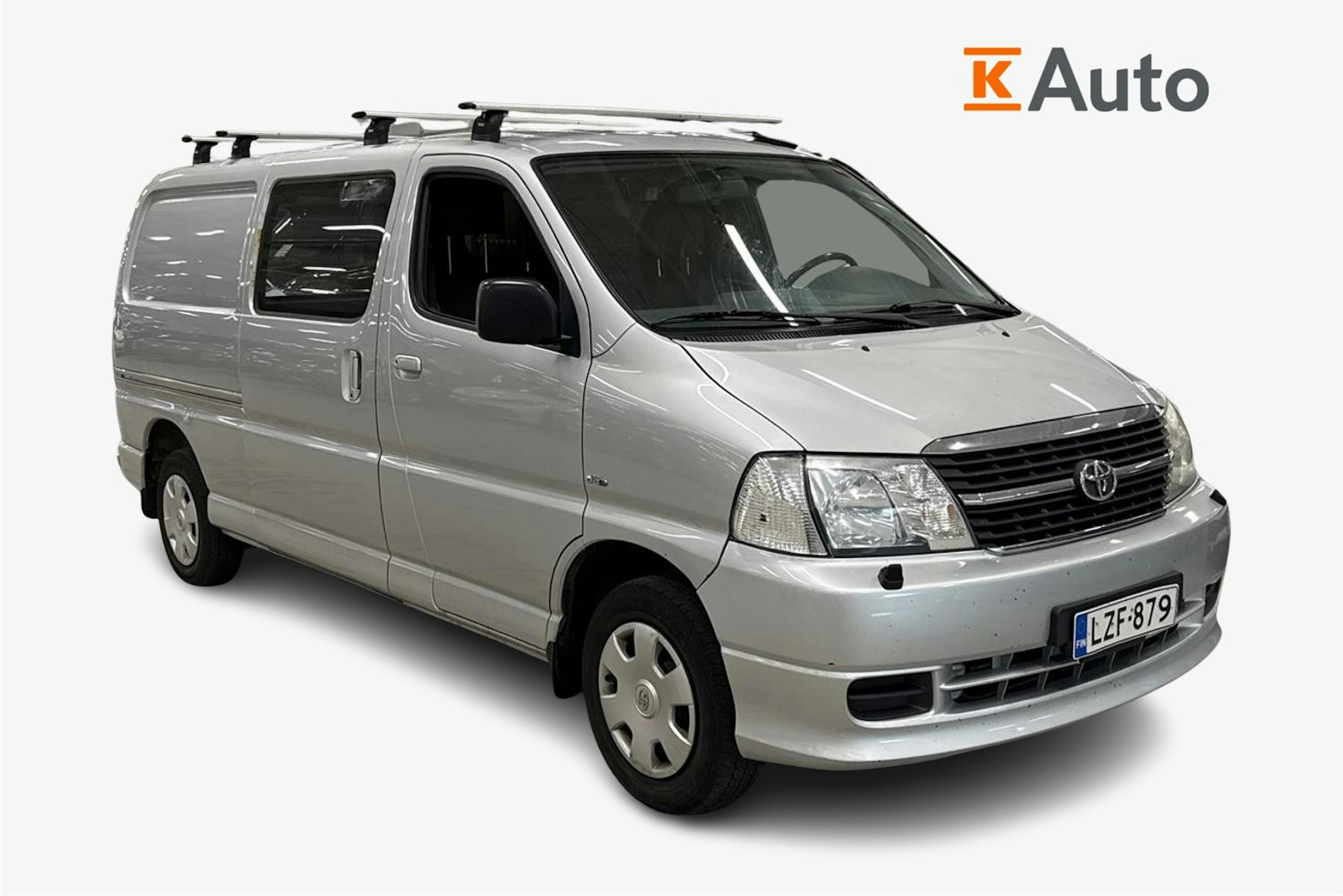 Hopea Toyota HIACE 2011 kuva 1.