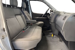 Hopea Toyota HIACE 2011 kuva 10.
