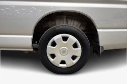 Hopea Toyota HIACE 2011 kuva 11.