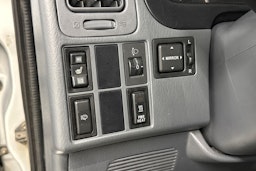 Hopea Toyota HIACE 2011 kuva 16.