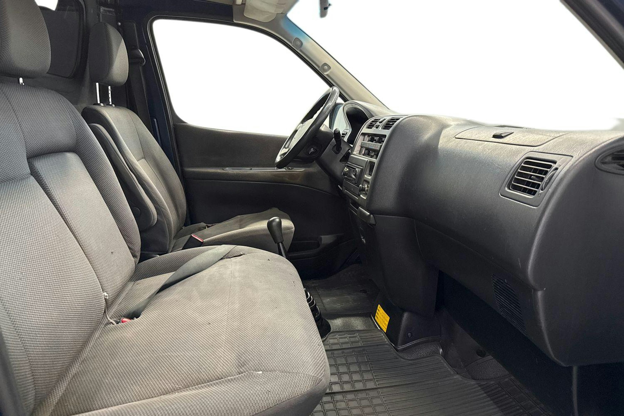 sininen Toyota Hiace 2011 kuva 9.