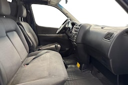 sininen Toyota Hiace 2011 kuva 9.