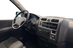 sininen Toyota Hiace 2011 kuva 10.
