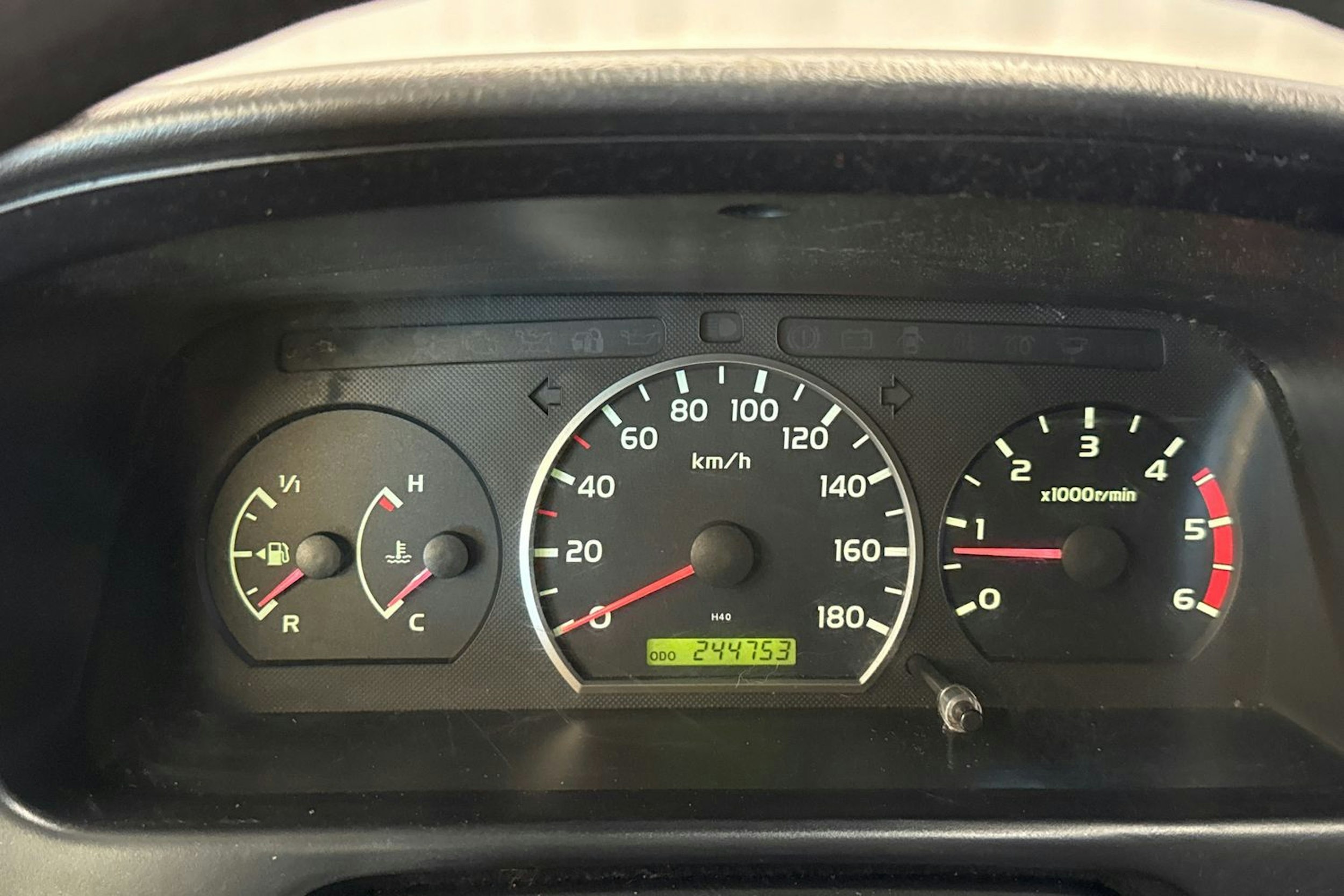 sininen Toyota Hiace 2011 kuva 14.