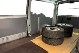 hopea Toyota Hiace 2011 kuva 9.
