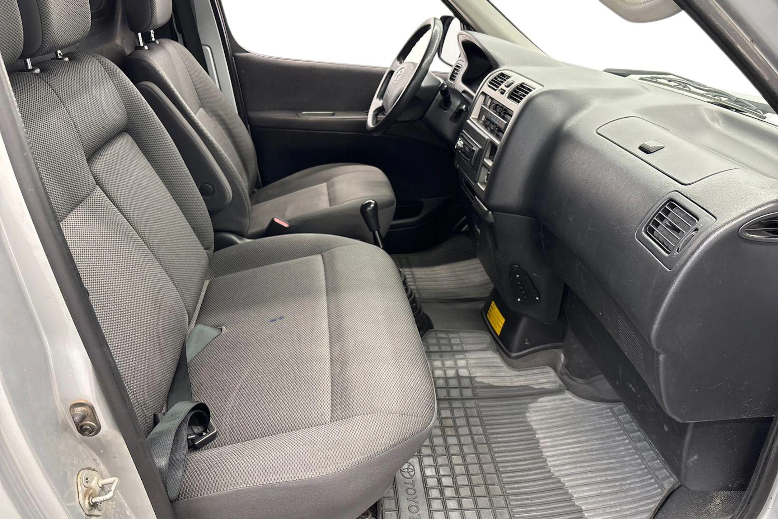 met. hopea Toyota Hiace 2011 kuva 11.