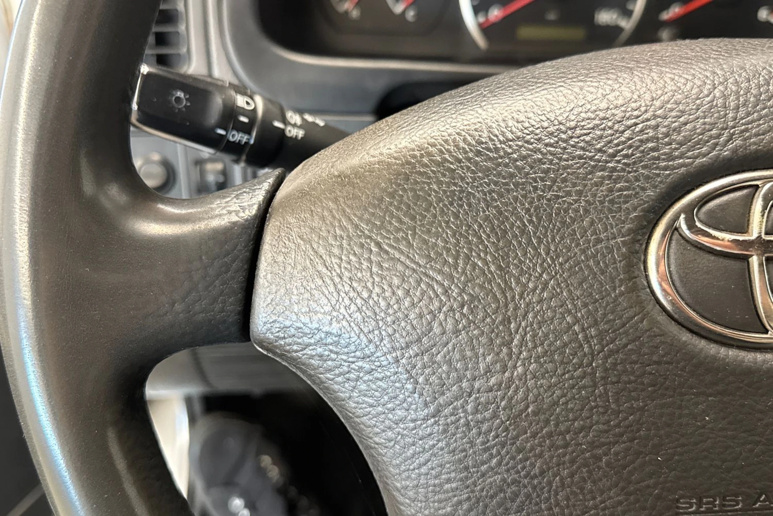 hopea Toyota Hiace 2011 kuva 16.