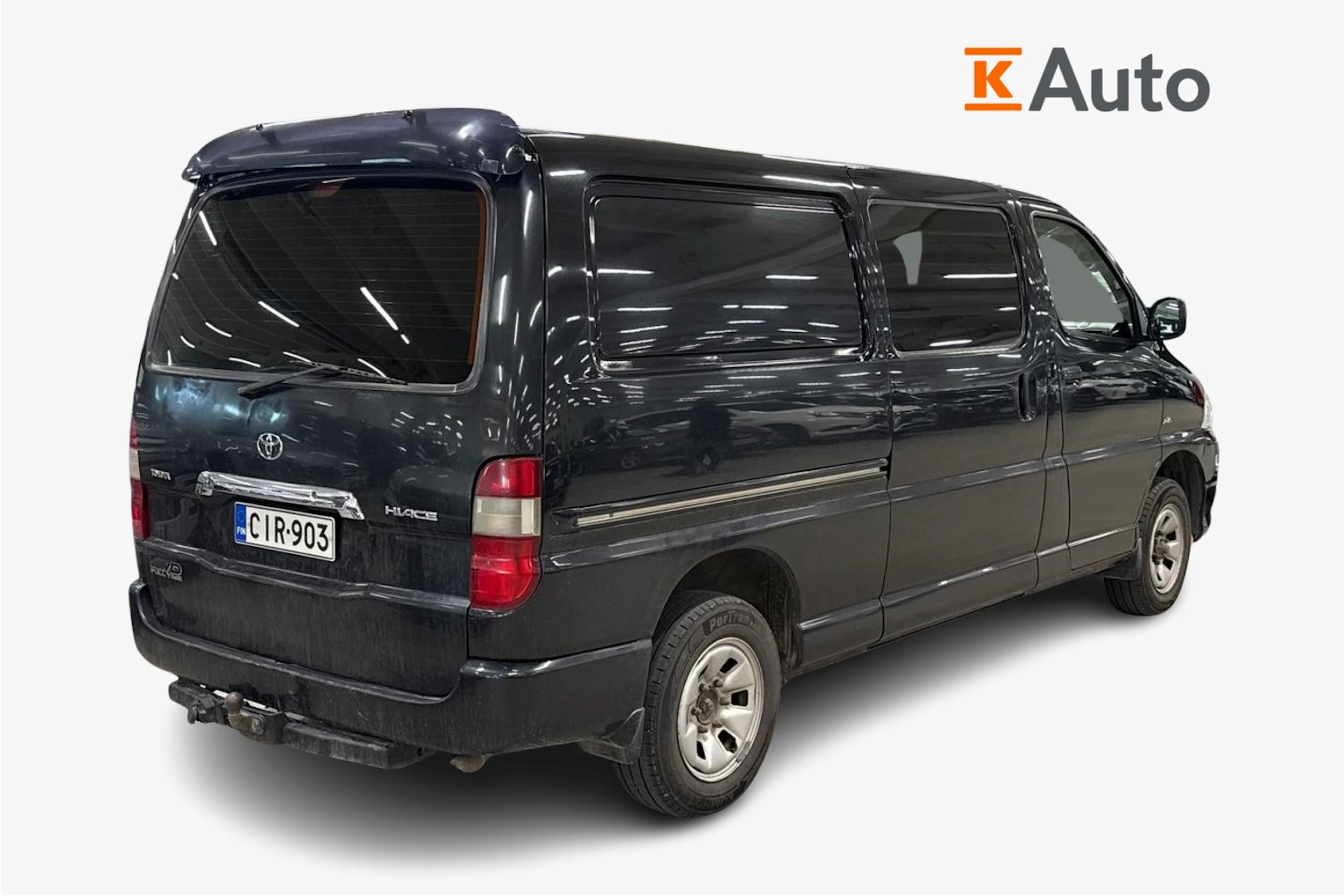 musta Toyota Hiace 2012 kuva 2.