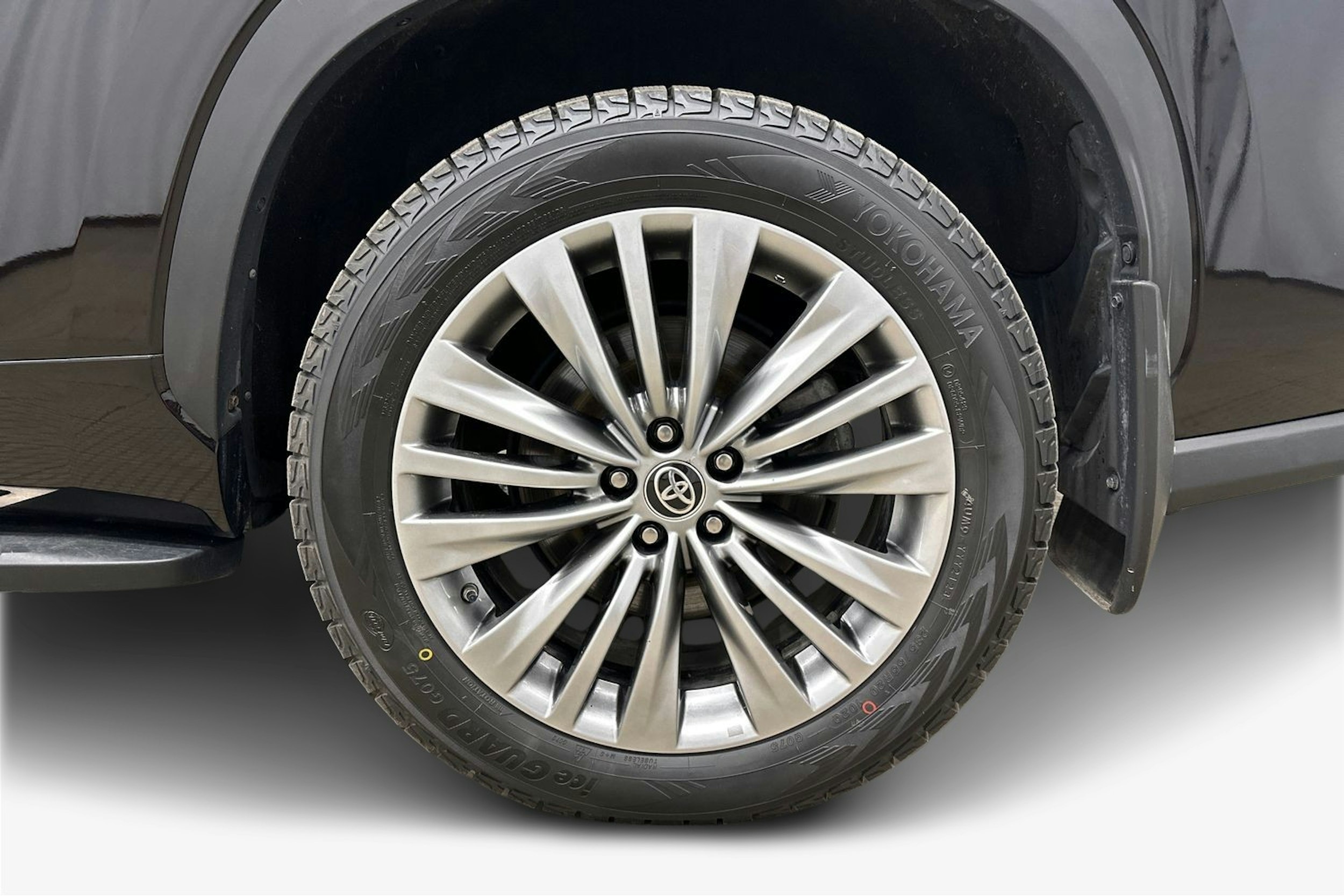 met. ruskea Toyota Highlander 2021 kuva 11.