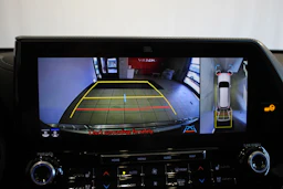 met. hopea Toyota Highlander 2021 kuva 18.