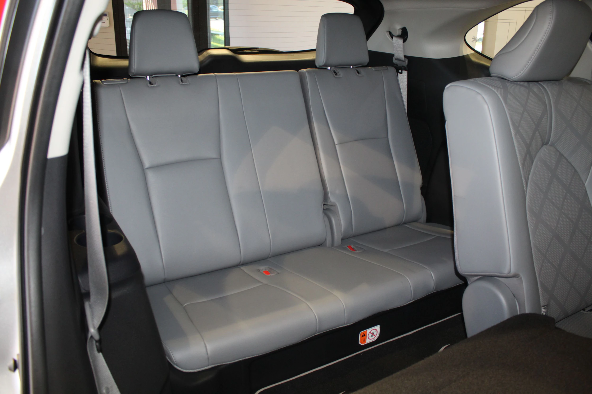 met. hopea Toyota Highlander 2021 kuva 22.