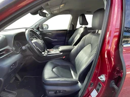 met. punainen Toyota Highlander 2022 kuva 7.