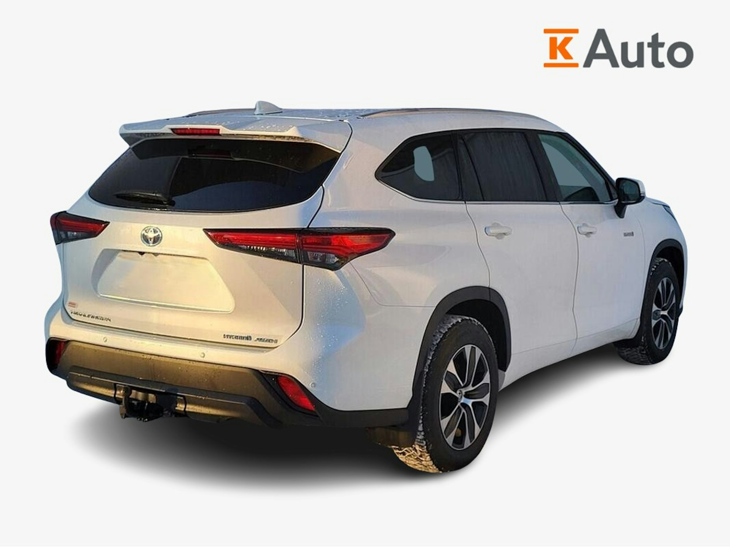 valkoinen Toyota Highlander 2022 kuva 2.