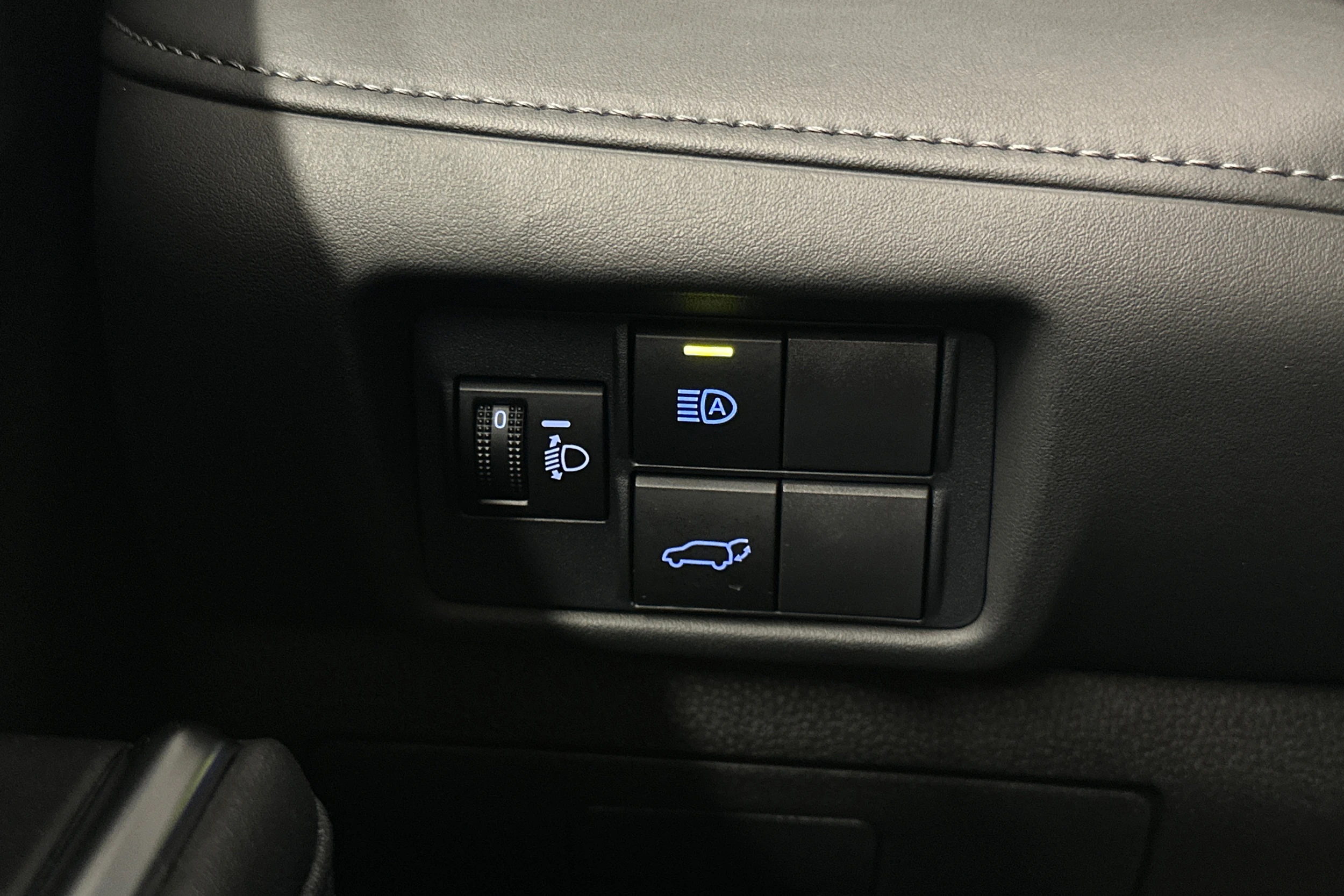 hopea Toyota Highlander 2022 kuva 15.