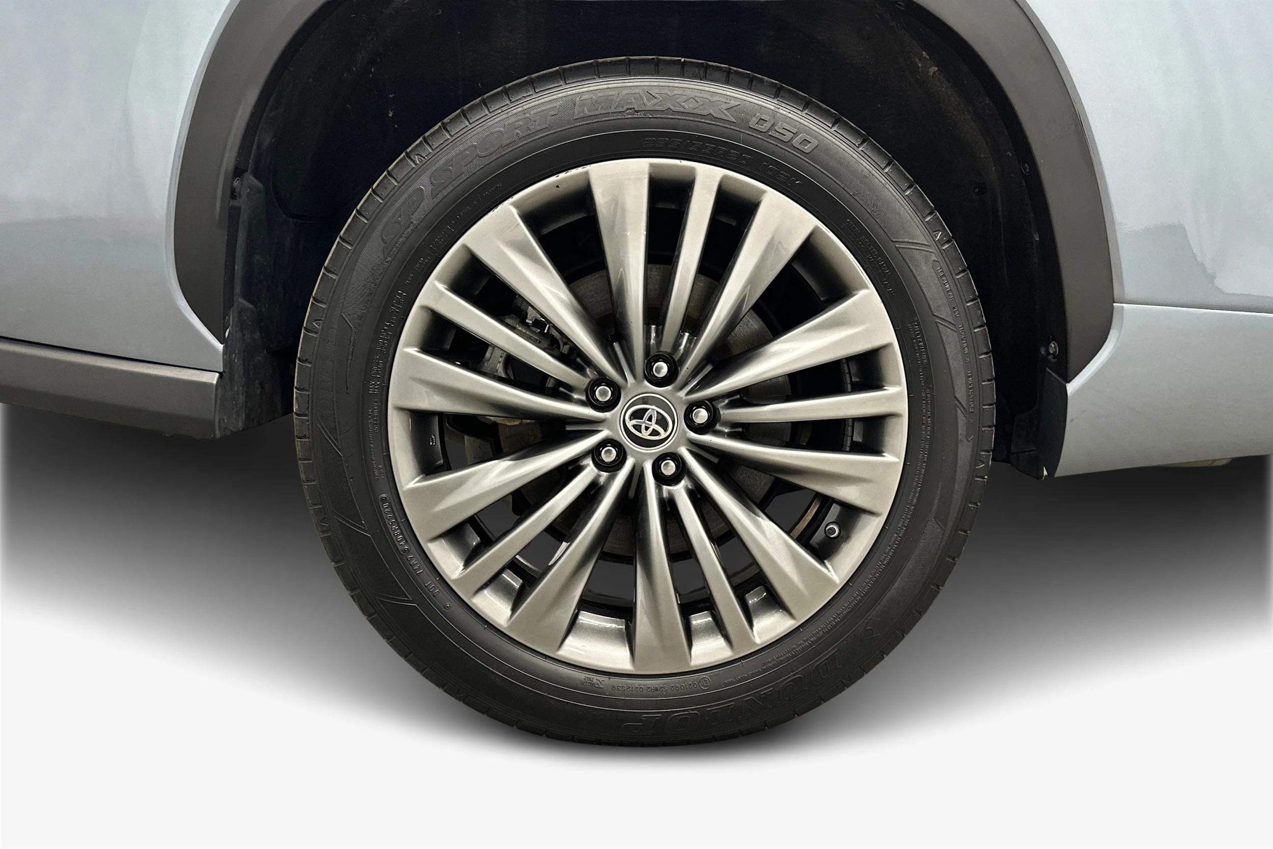 hopea Toyota Highlander 2022 kuva 9.