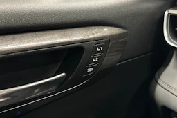 hopea Toyota Highlander 2022 kuva 16.
