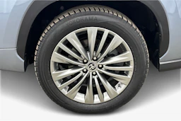 hopea Toyota Highlander 2022 kuva 9.