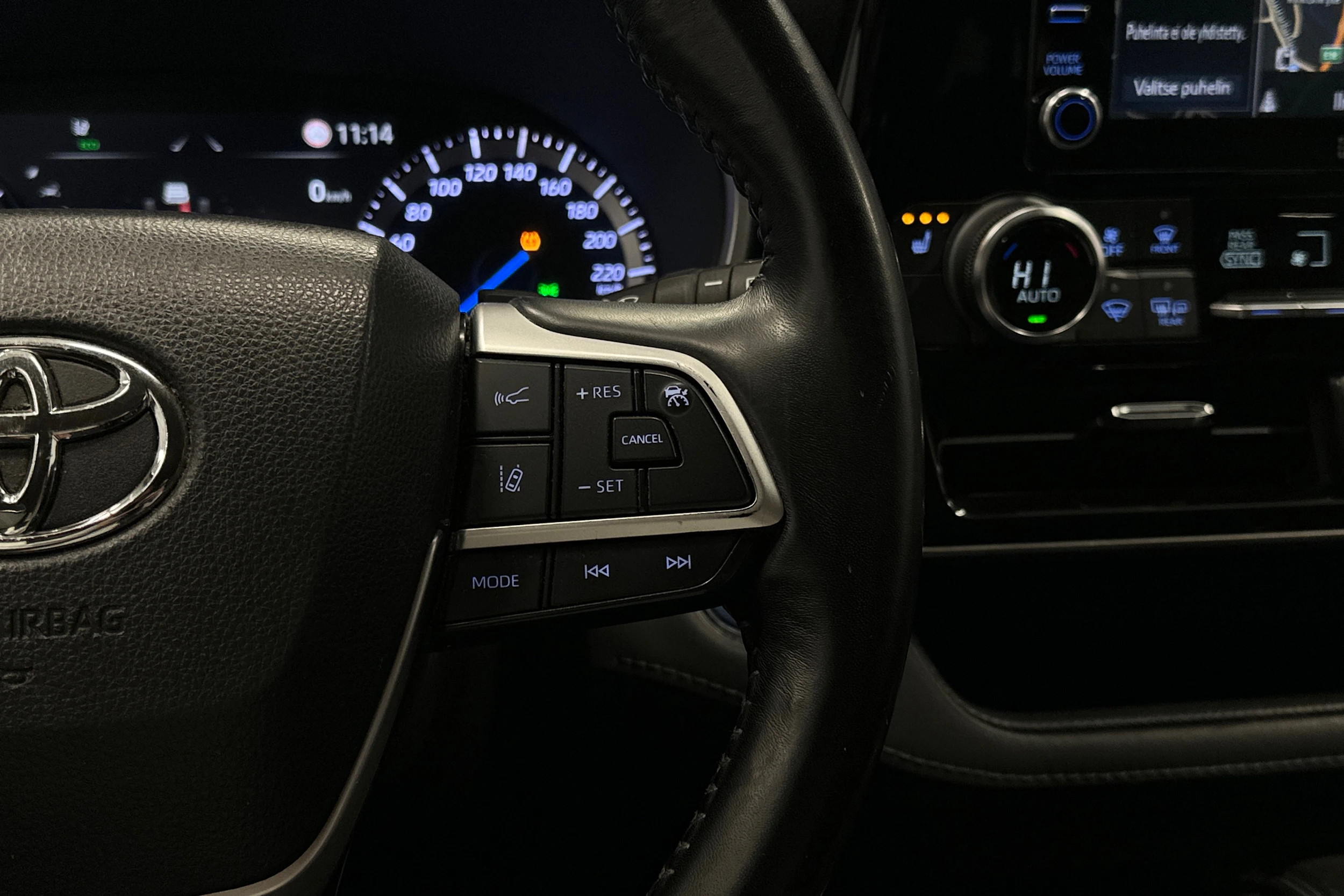 hopea Toyota Highlander 2022 kuva 12.